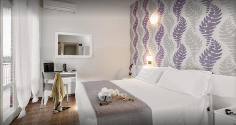 Hotel Ervill ريميني المظهر الخارجي الصورة